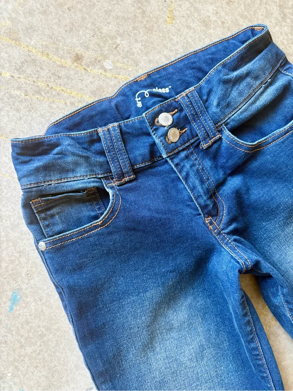 art class Blue Jeans